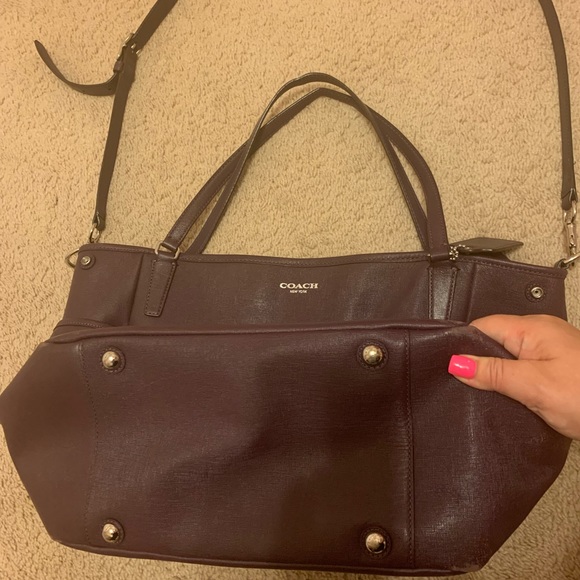 NWOT COACH TOTE BAG / diaper bag / travel bag genuine leather purple - durable! - Picture 7 of 16